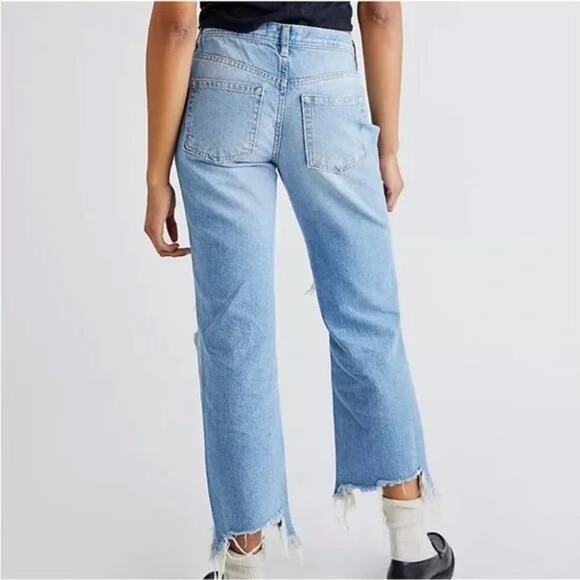 NWT Free People Aged To Perfection Maggie Mid Rise Straight Leg Jeans Size 25 - Picture 2 of 6